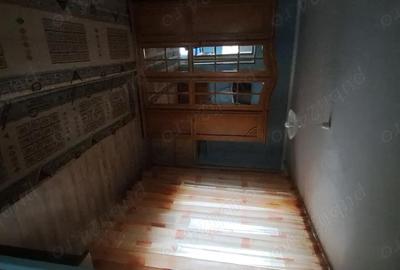 Apartament cu 4 camere decomandat în Central - 4