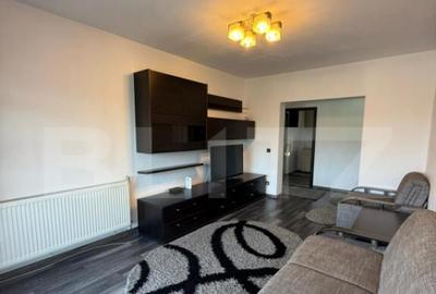 Apartament cu 3 camere, decomandat, 70 mp, etaj 2 - 2