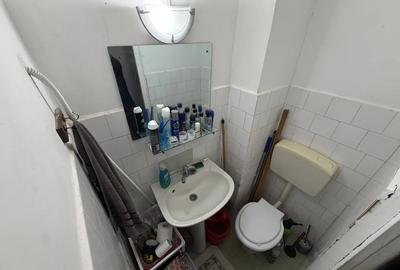 Decomandat. La 2 pasi de Shopping City. 2 bai. - 16