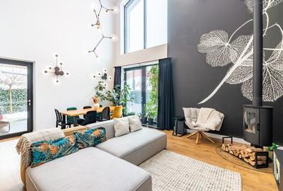 Casă cu 5 camere cu Teren 441 Mp în Corbeanca - 1