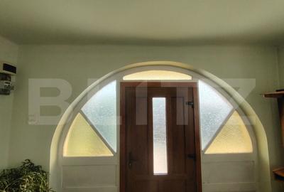 Casa solida cu pod, foi?or ?i 2 garaje in Tarnaveni - 10