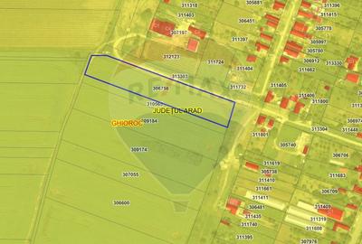 Teren agricol intravilan de 6400 mp, în Miniș - 1