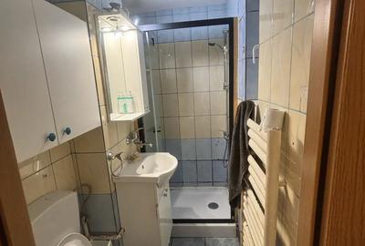 Inchiriez apartament cu doua camere, living, bucatarie, camara ?i baie - 4
