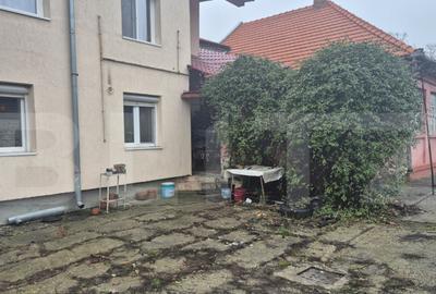 Casa 4 dormitoare, 190 mp, 1306 mp teren, zona Careiului - 31