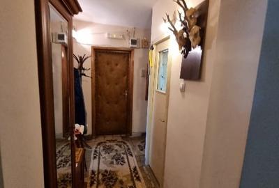 Vand apartament cu 3 camere in Slatina - 4