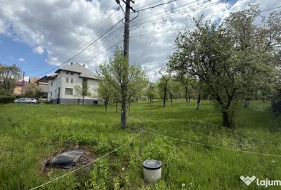 Casă cu 3 camere cu Teren 2200 Mp în Central - 16