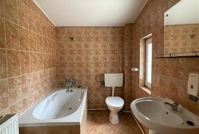 Casă individuală cu 20 camere cu Teren 420 Mp în 1 Mai - 34