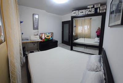 Apartament cu 3 camere decomandat în Giurgiului - 12