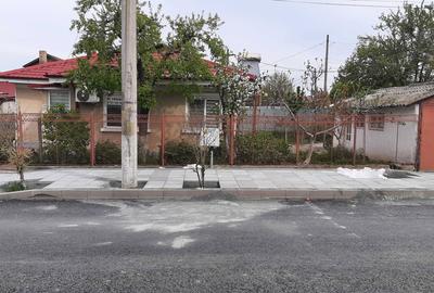 Casă cu 4 camere decomandat în Nord - 2