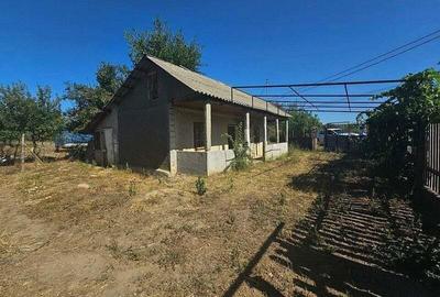 Teren de 1800 mp, în Foltești - 5