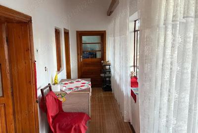 Casă cu 3 camere în Central - 4