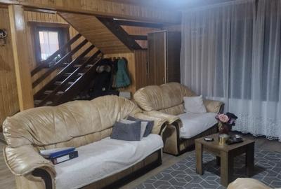 Casă cu 10 camere cu Teren 1400 Mp în Sărata - 11