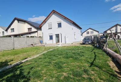 Casă individuală cu 6 camere cu Canalizare în Vladimirescu - 8