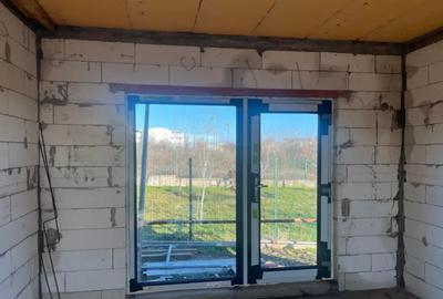 Casă cu 4 camere în Central - 8