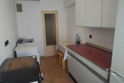 Garsonieră decomandată în Central - 4