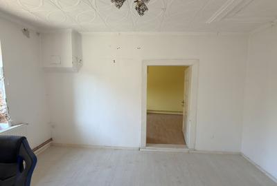 Casa 3 camere + curte 168mp in Avrig - 7