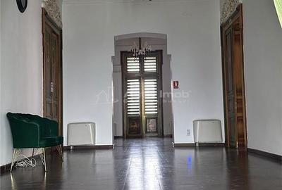 Casă cu Teren 1686 Mp în Ultracentral - 2