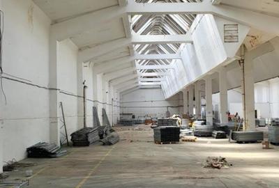 Hala industriala de inchiriat zona Cet