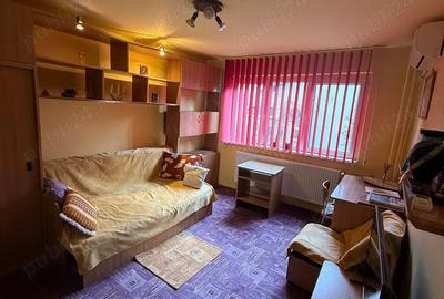 Ofer spre inchiriere garsoniera - 1