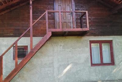 Casă cu 3 camere cu Teren 1523 Mp în Cărbunești - 3