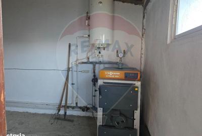 Casă cu 3 camere cu Teren 966 Mp în Gârleni - 18