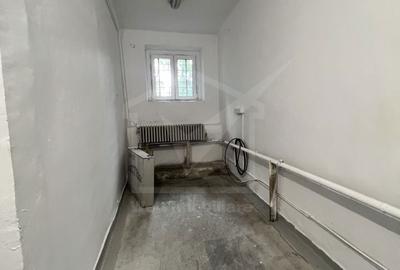 Spațiu comercial, de 125 mp, în Gruia - 7