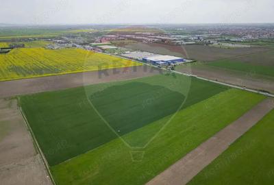 Teren de 30000 mp, în Grădiște - 5