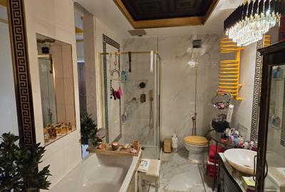 Vanzare Apartament cu 3 Cam | Mobilat / Utilat LUX - 2 Bai | 2 Loc Parcare | Box - 19