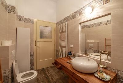 Apartament cu 4 camere, suprafata de 135 mp, garaj si beci in inima orasului - 13