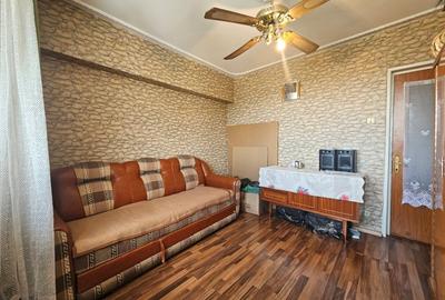 Apartament cu 3 camere decomandat în Olteniței - 11