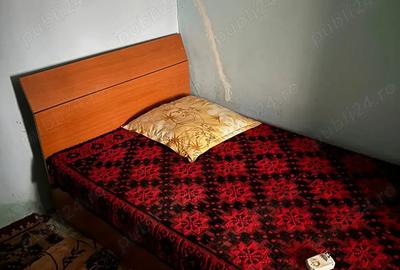 Vand casa la tara - 8