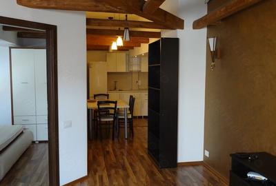 Apartament cu 2 camere semidecomandat în P-ța Unirii - 2