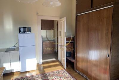 Apartament cu 3 camere decomandat în Central - 12