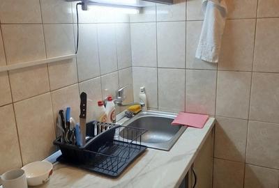 Garsonieră decomandată în Rahova