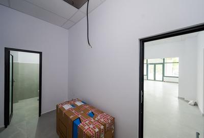 Spatiu comercial de inchiriat - 125,5 mp - 20