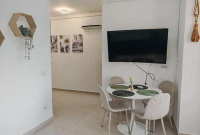 Apartament cu 2 camere semidecomandat în Central - 1