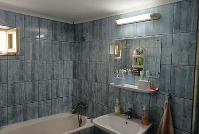 Casă individuală cu 3 camere cu Canalizare în Coiciu - 8