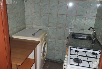 Garsonieră decomandată în Titan - 2