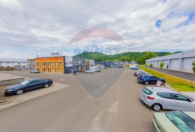 LUX! De inchiriat Spatiu comercial cu birouri, magazie si acces TIR - 35