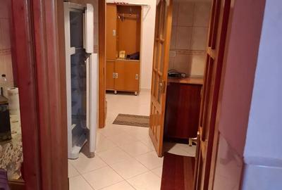Inchiriez apartament 2 camere - 3