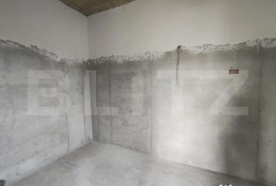 Casă cu 7 camere cu Teren 980 Mp în Sânmartin