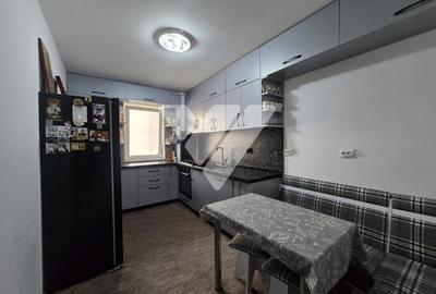 Apartament 3 camere mobilat 53 mp etaj 3 lift zona Turnisor Sibiu - 2