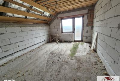 Casă cu 4 camere cu Teren 1062 Mp în Cetate - 6