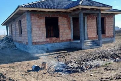 Casă cu 3 camere în Botiz - 3
