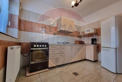 Casa / Vila cu 8 camere de vanzare in zona Coiciu - 20