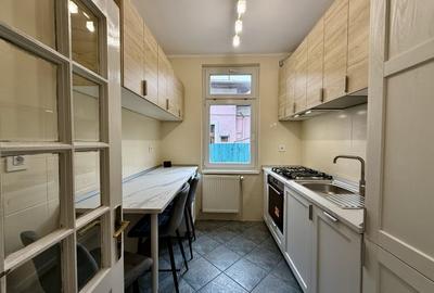 Casa renovata, ideala pentru firma sau locuinta, cu curte, in Crangasi - 7