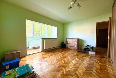 Apartament 3 camere, 70mp utili, etaj 4, acoperis de tigla - Aradului - 1