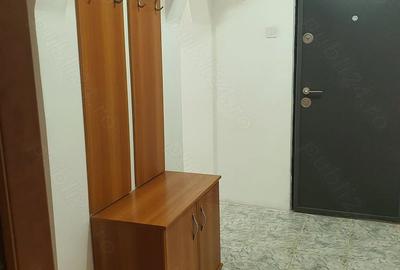 Apartament cu 2 camere semidecomandat în Malu Roșu