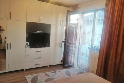 Casa - Prelungirea Ghencea-  Cartierul Latin -  135000E - negociabil -bucatarie - 9