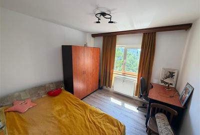 Apartament cu 2 camere decomandat în 9 Mai - 15
